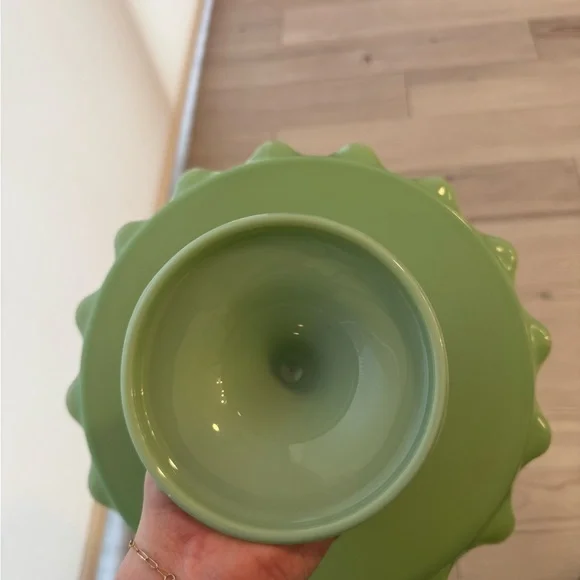 Martha Stewart Highbrook 11” Jadeite Ruffle-Edge Glass Cake Stand - Picture 4 of 4